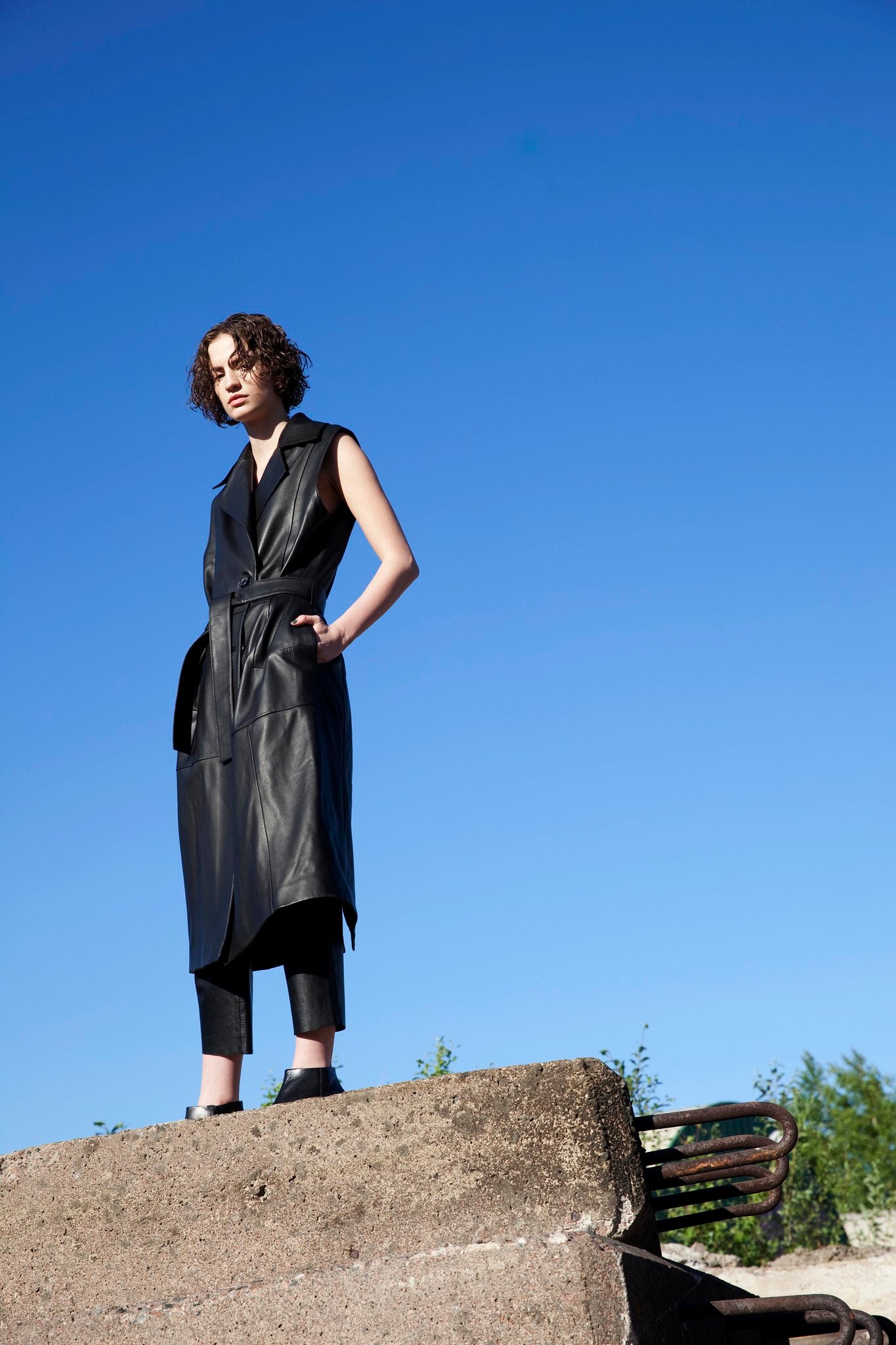 MARLENE トレンチベスト ブラックレザー
