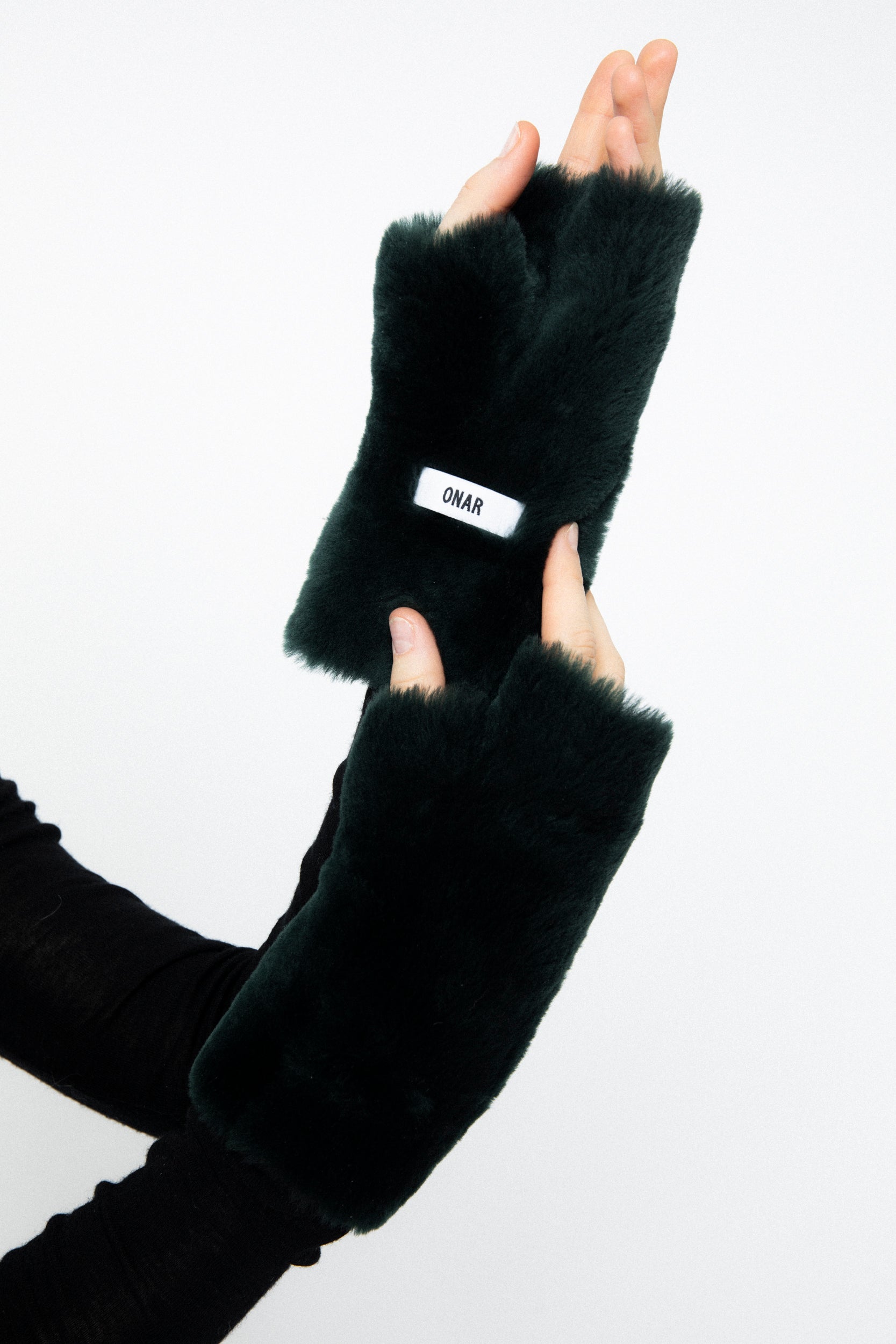 Sasha Gloves